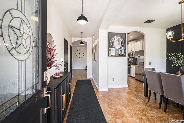 1307 Alaskan Wolf, San Antonio, TX 78245