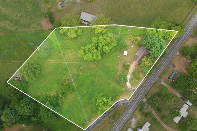 2001 SC-59 Highway, Westminster, SC 29693