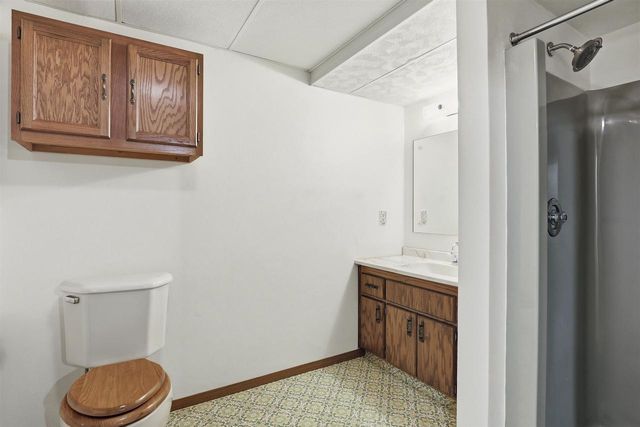 648 WANDA AVENUE, Neenah, WI 54956