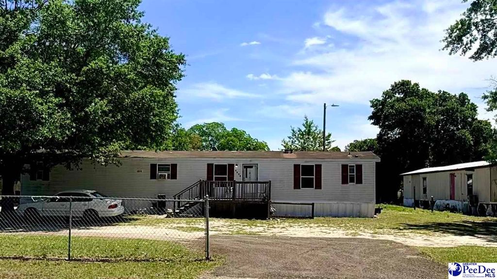 2028 Oakland Rd., Hamer, SC 29547