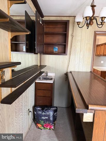 34 MAYFAIR CIR, Willingboro, NJ 08046