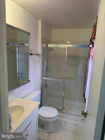 34 MAYFAIR CIR, Willingboro, NJ 08046