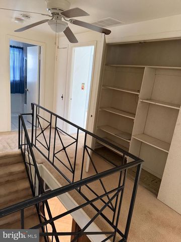 34 MAYFAIR CIR, Willingboro, NJ 08046