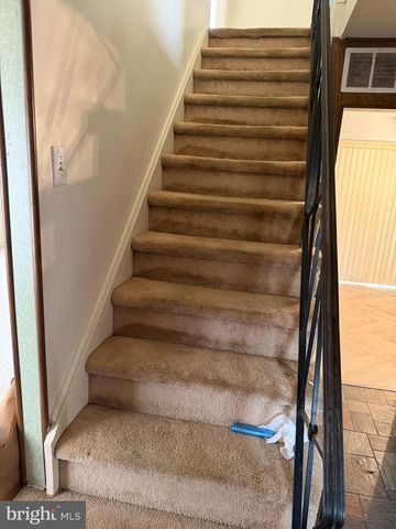 34 MAYFAIR CIR, Willingboro, NJ 08046