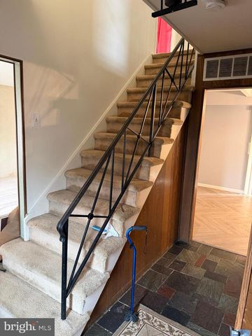 34 MAYFAIR CIR, Willingboro, NJ 08046