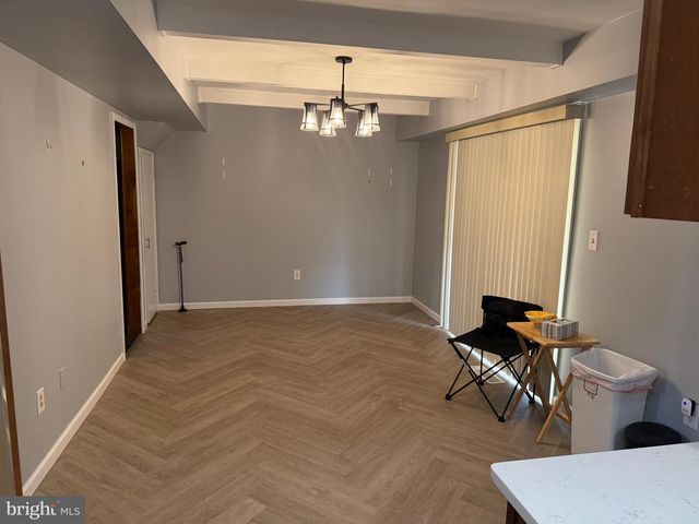 34 MAYFAIR CIR, Willingboro, NJ 08046