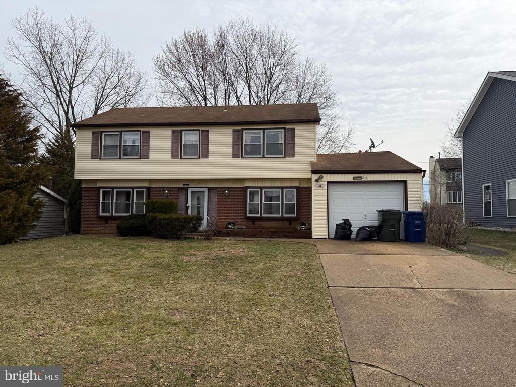 34 MAYFAIR CIR, Willingboro, NJ 08046