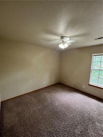 2229 Cinnamon, Fayetteville, AR 72703