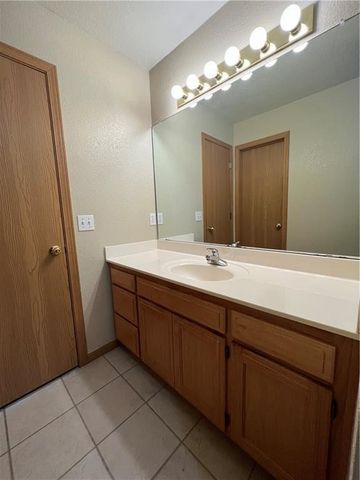 2229 Cinnamon, Fayetteville, AR 72703