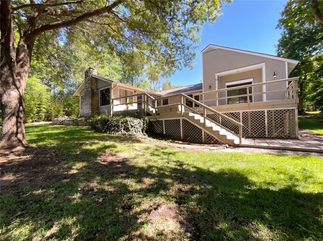 241 Greenbriar Drive, Livingston, TX 77351