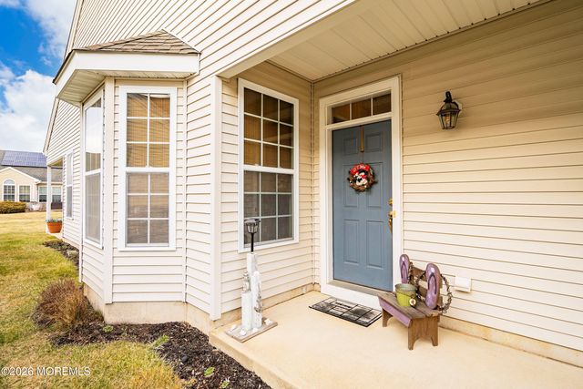 6 Sable Court, Barnegat, NJ 08005