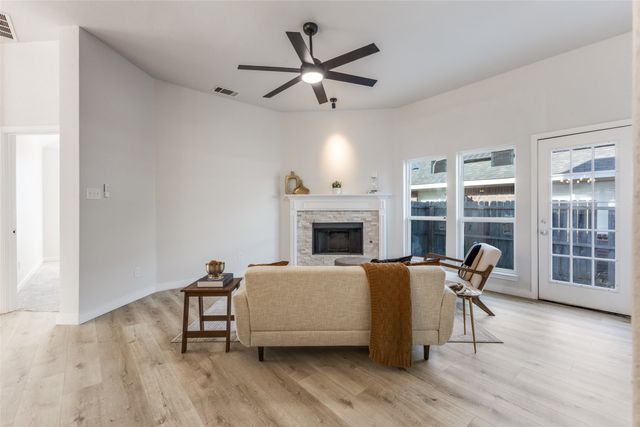 1236 Jessica Lane, Mesquite, TX 75149