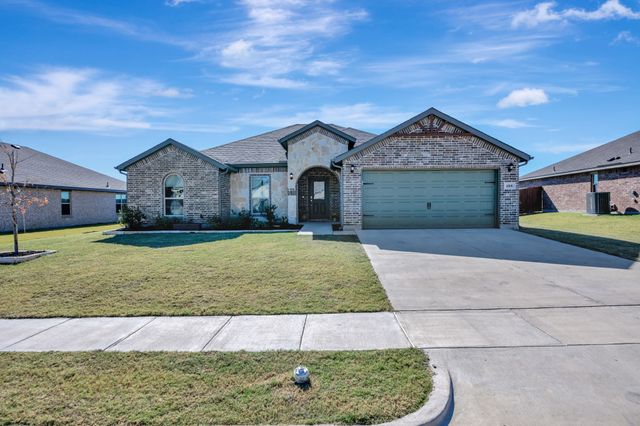 4808 Avion Drive, Sanger, TX 76266