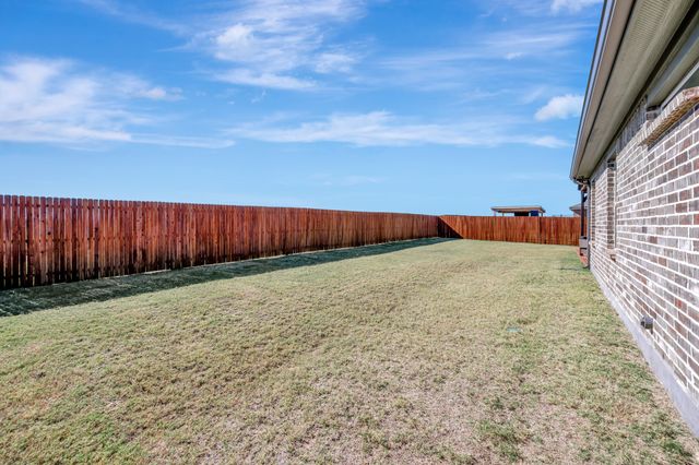 4808 Avion Drive, Sanger, TX 76266