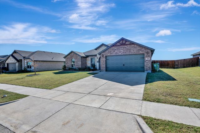 4808 Avion Drive, Sanger, TX 76266