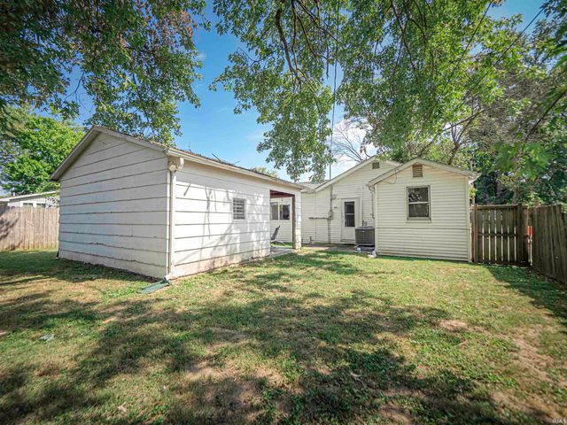 1825 S Bosse Avenue, Evansville, IN 47712