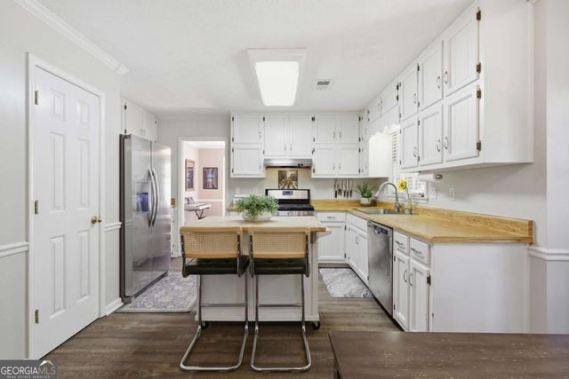 748 Flowers Crossing, Lawrenceville, GA 30044