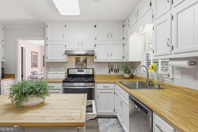 748 Flowers Crossing, Lawrenceville, GA 30044