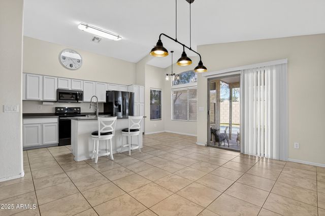 25792 W KENDALL Street, Buckeye, AZ 85326