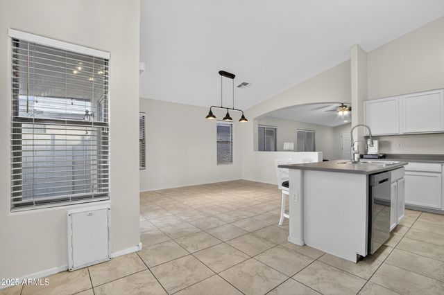 25792 W KENDALL Street, Buckeye, AZ 85326