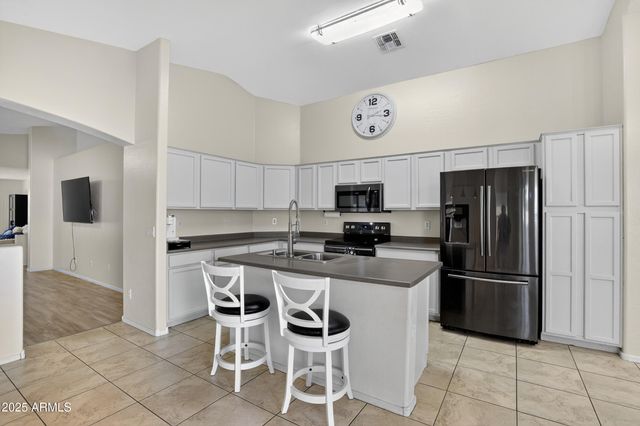 25792 W KENDALL Street, Buckeye, AZ 85326