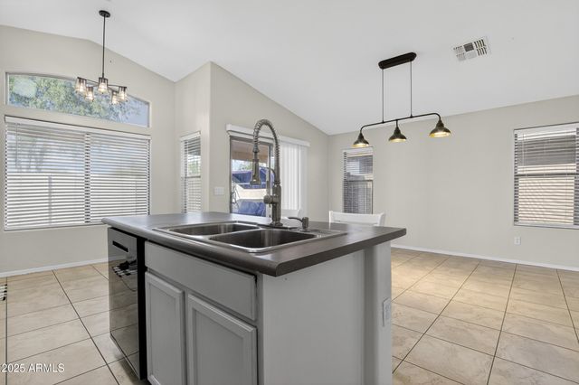 25792 W KENDALL Street, Buckeye, AZ 85326