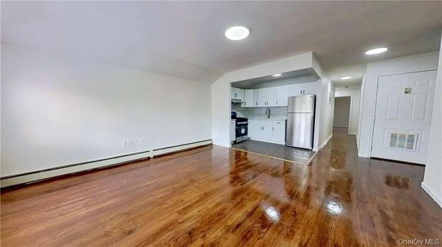 2407 Brookhaven Avenue 2nd FL., Far Rockaway, NY 11691