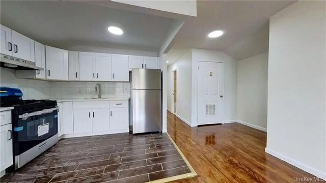 2407 Brookhaven Avenue 2nd FL., Far Rockaway, NY 11691