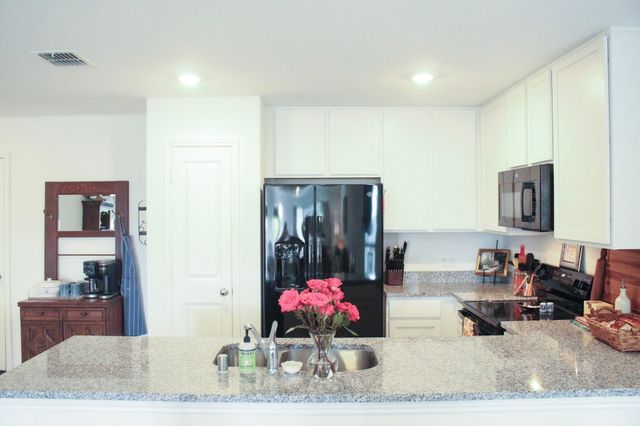 5840 Cherry Hollow Way, Princeton, TX 75407
