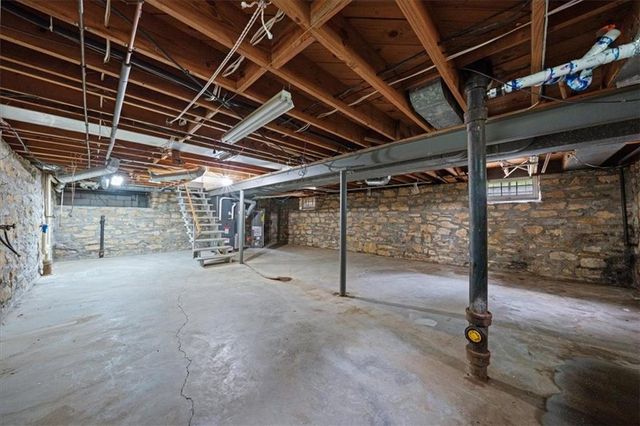 4732 Booth Street, Westwood, KS 66205