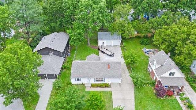 4732 Booth Street, Westwood, KS 66205