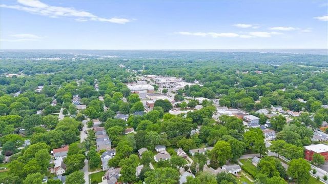 4732 Booth Street, Westwood, KS 66205