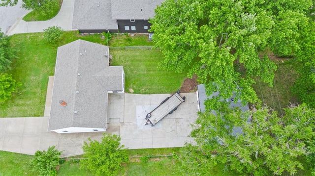 4732 Booth Street, Westwood, KS 66205