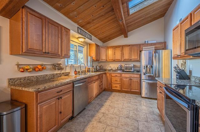 844 River Road, Salinas, CA 93908