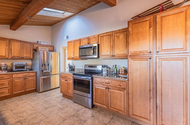 844 River Road, Salinas, CA 93908