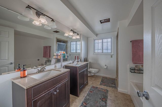 844 River Road, Salinas, CA 93908