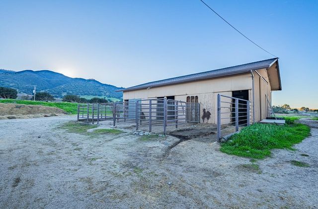 844 River Road, Salinas, CA 93908