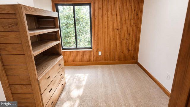 10 W ORANGE CT, Baltimore, MD 21234