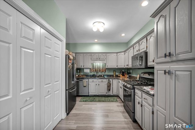 24 Honeysuckle Court 24, Berlin, CT 06037