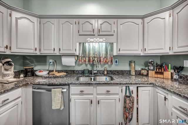 24 Honeysuckle Court 24, Berlin, CT 06037