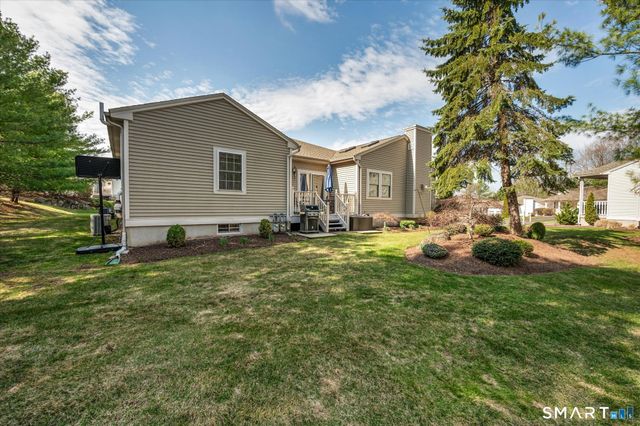 24 Honeysuckle Court 24, Berlin, CT 06037