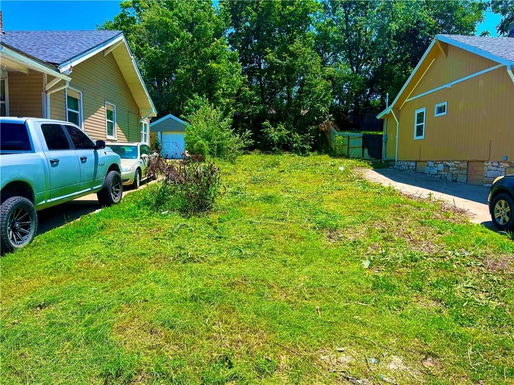 125 Bellaire Avenue, Kansas City, MO 64123