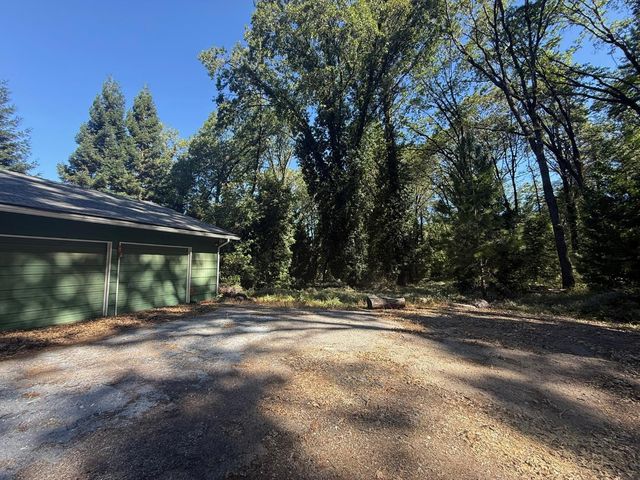 714 Woodland Way, Grass Valley, CA 95945
