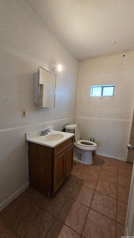 933 Fresno, San Antonio, TX 78201