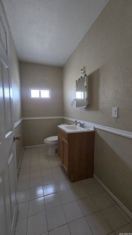 933 Fresno, San Antonio, TX 78201