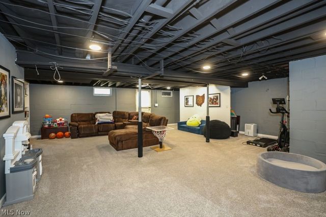 5854 Horning Road, Kent, OH 44240