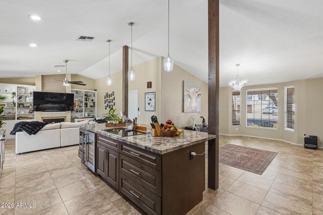 4725 E LE MARCHE Avenue, Phoenix, AZ 85032