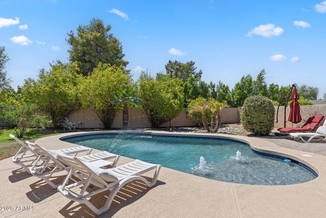 4725 E LE MARCHE Avenue, Phoenix, AZ 85032