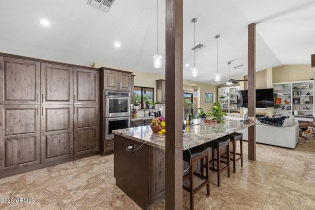 4725 E LE MARCHE Avenue, Phoenix, AZ 85032