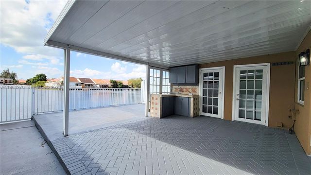 5320 W 26th Ave 108, Hialeah, FL 33016